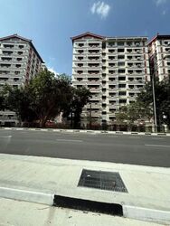 Blk 303 Tampines Street 32 (Tampines), HDB 5 Rooms #610257451